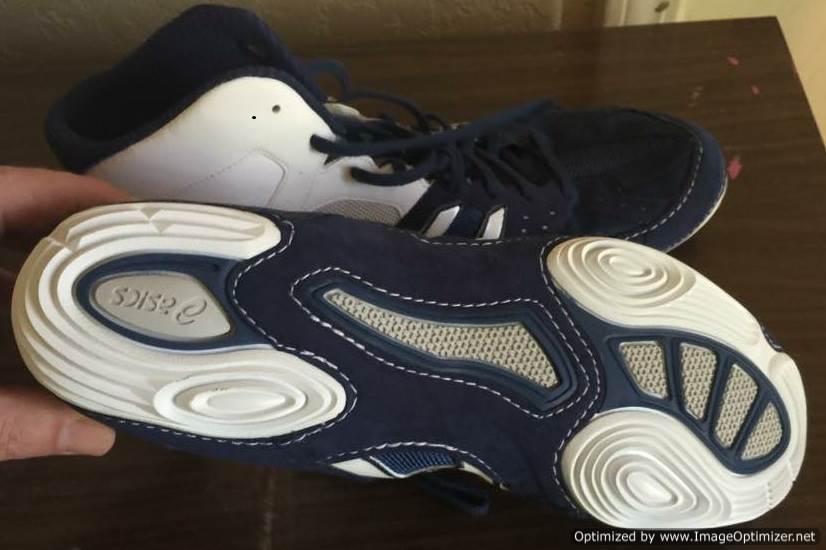 asics cael sanderson wrestling shoes