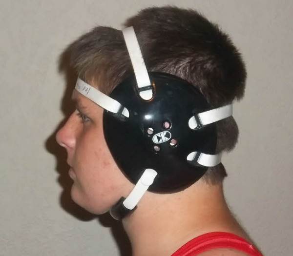 youth wrestling headgear with chin cup